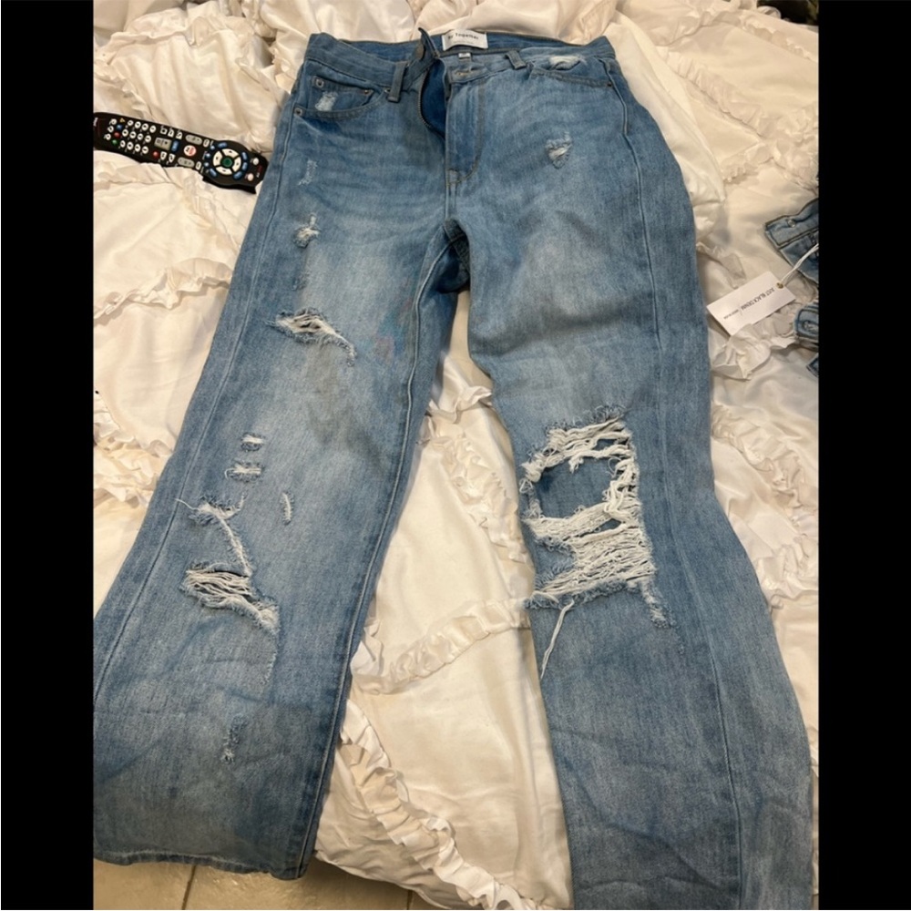 Distressed Boyfriend Jeans